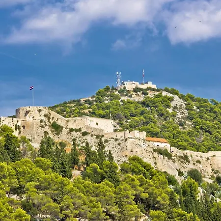 In With Sea View, Balcony, Air Conditioning, Wifi 3560-4 Sućuraj